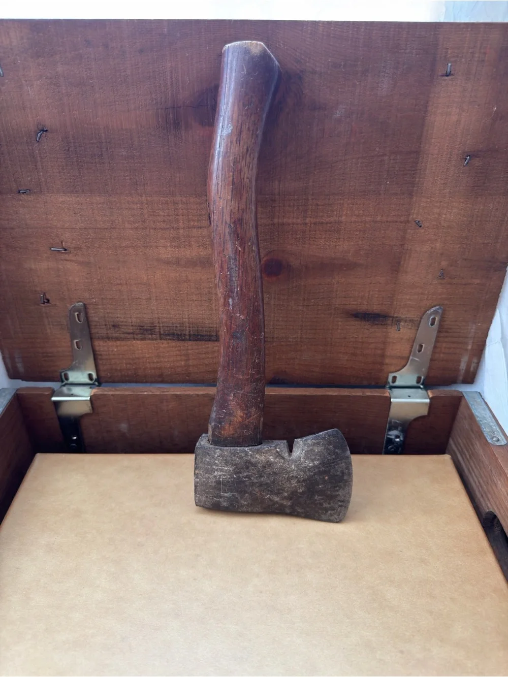 Vintage 1934-1937 Plumb Official Scout Axe screw wedge